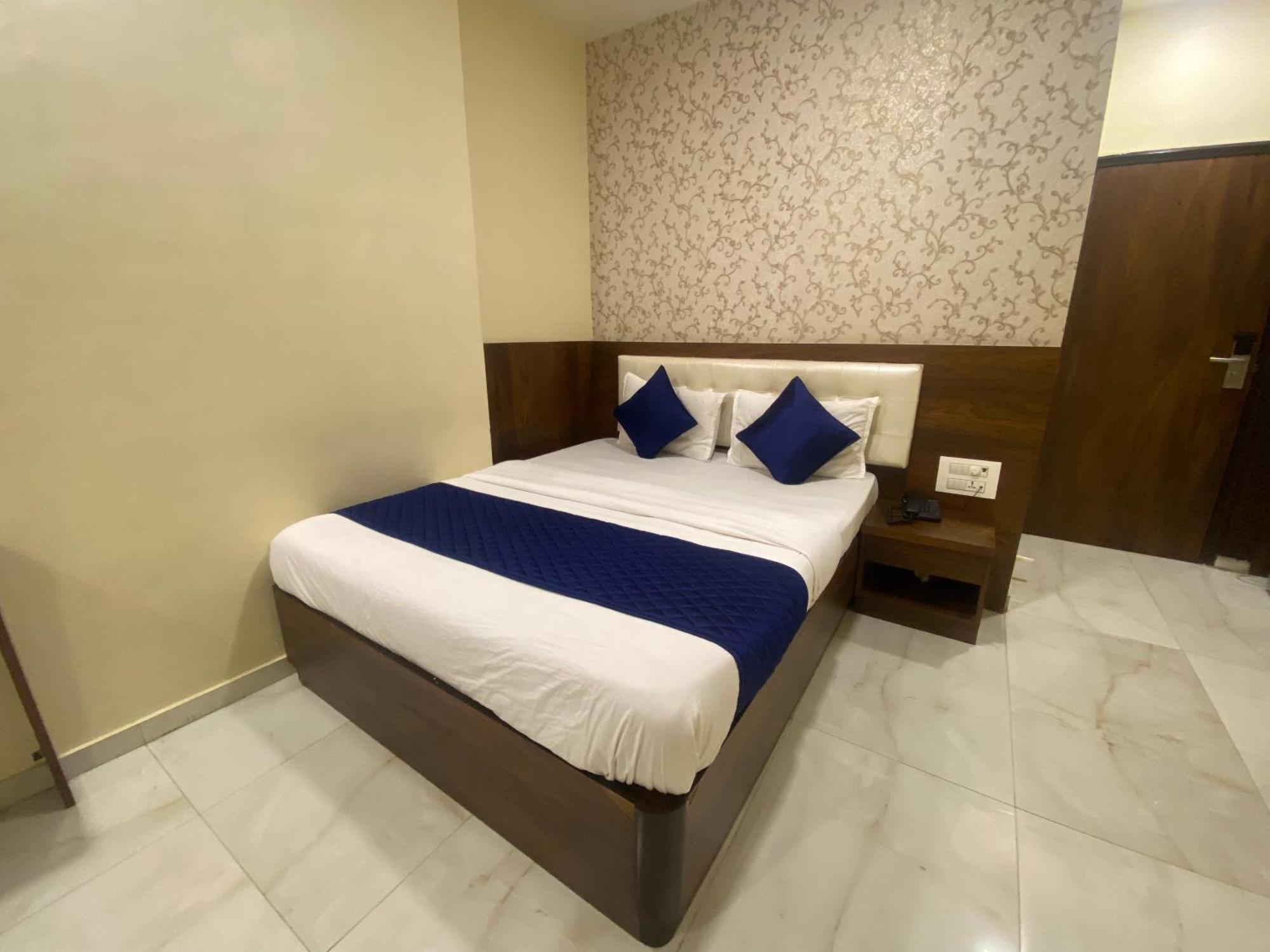 Hotel Ashyana - Near To Grant Road Station 孟买 外观 照片