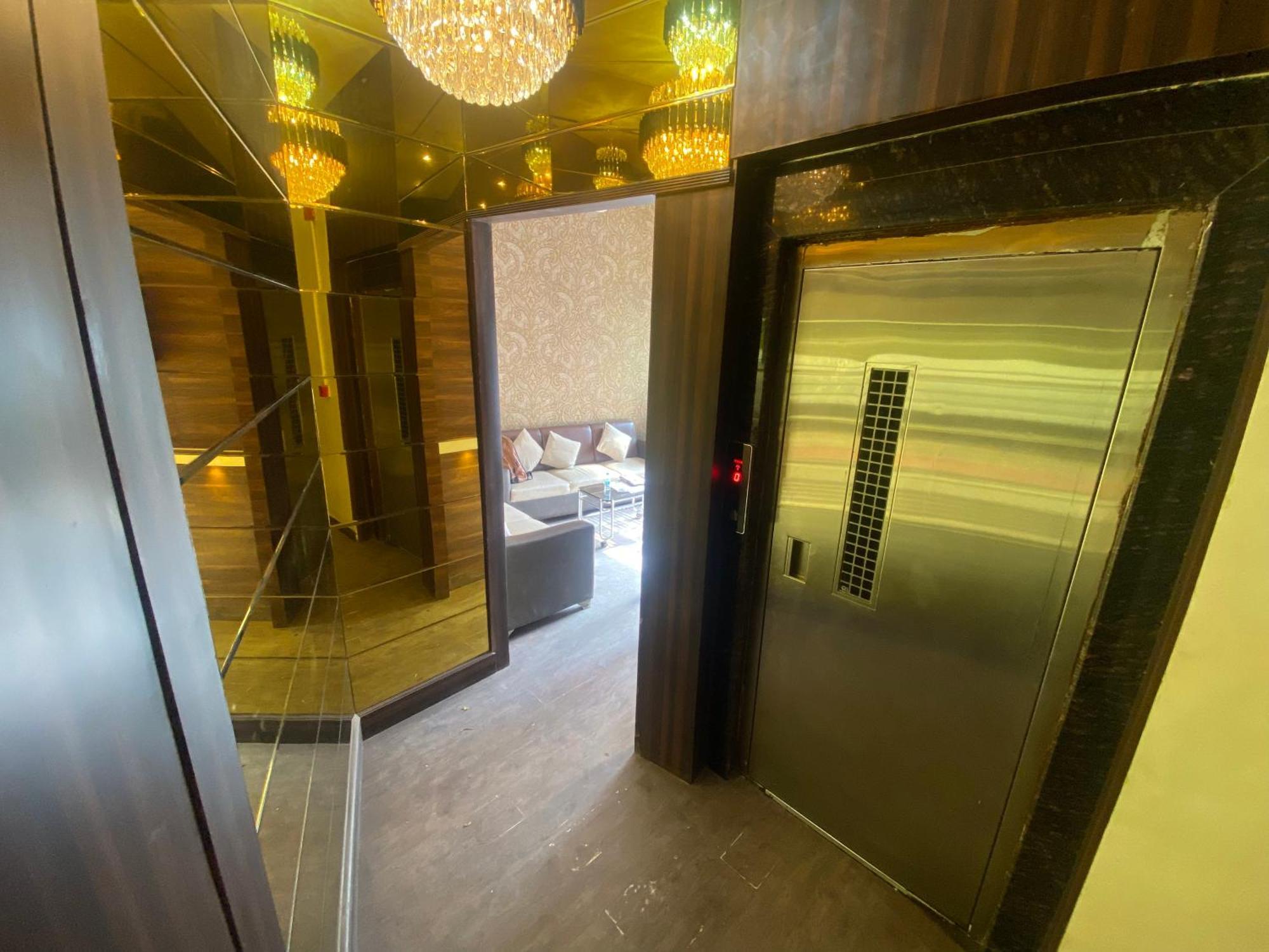 Hotel Ashyana - Near To Grant Road Station 孟买 外观 照片